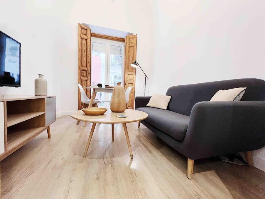 Apartamento Privado De Diseno En Pleno Centro - Atocha Apartamento Madrid Exterior foto