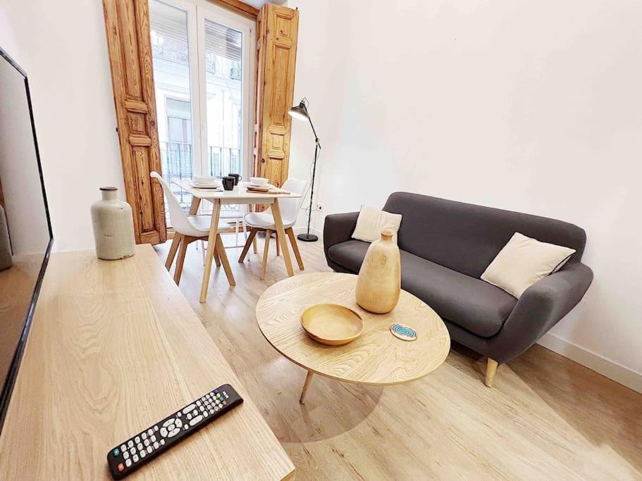 Apartamento Privado De Diseno En Pleno Centro - Atocha Apartamento Madrid Exterior foto